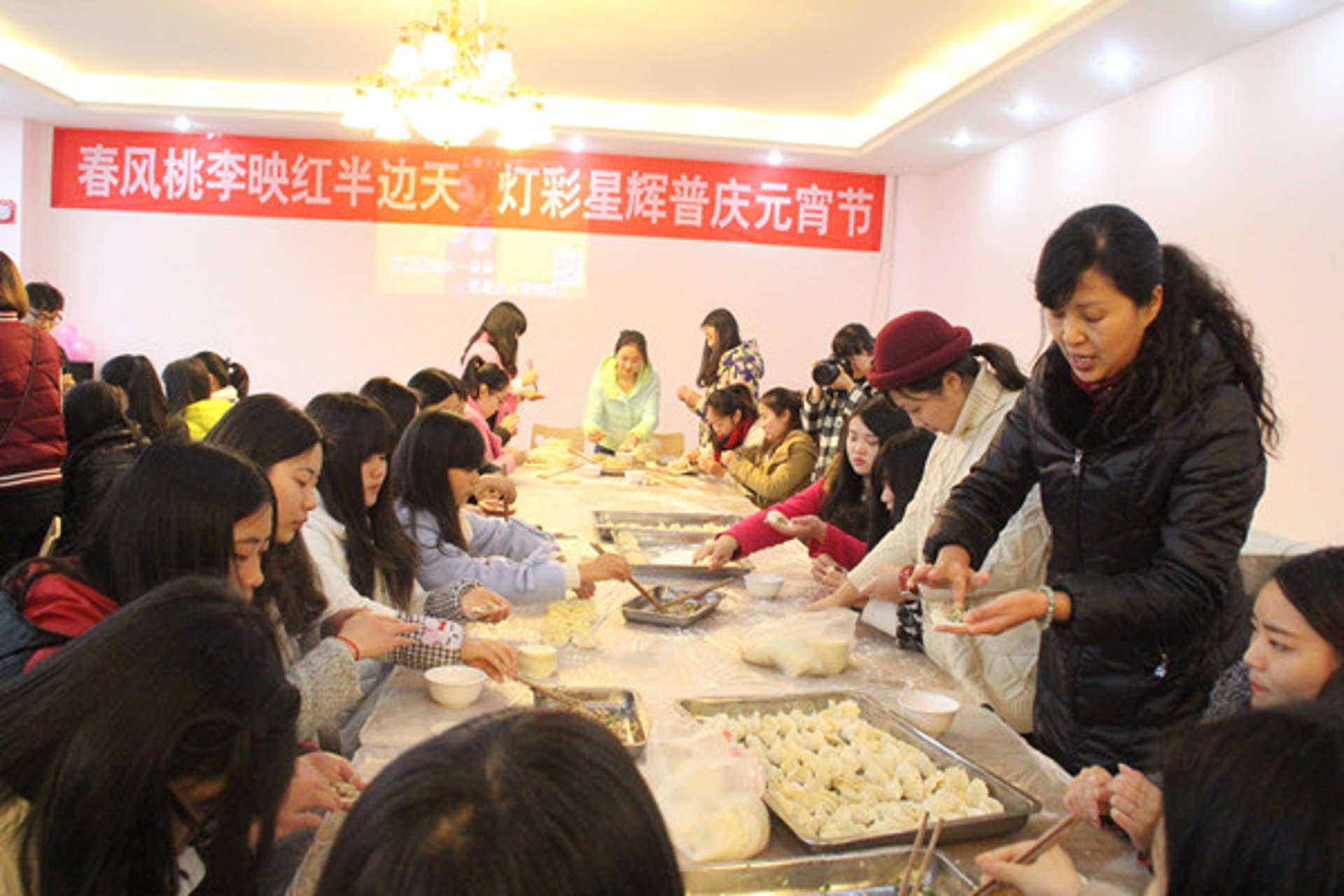 当我们在项目开发中遇到“名称冲突”问题时,往往会感到困惑和挫败。究竟该如何解决这个问题?今天就让我们通过这个故事来一探究竟。